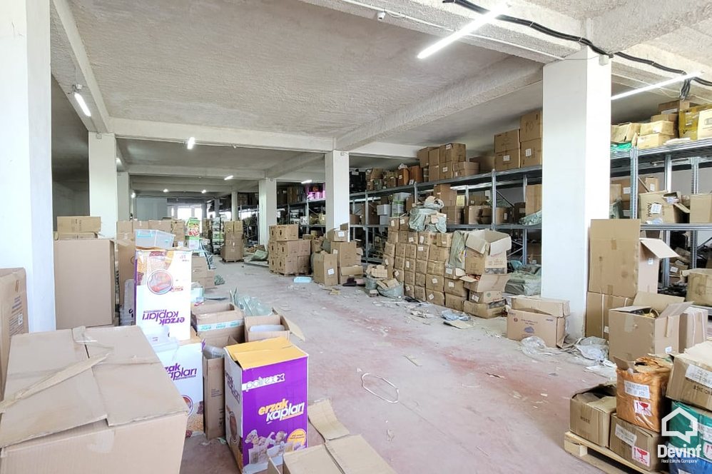 Tirane Qera Magazine Magazine/Showroom ne Autostraden Tirane-Durres magazine show room ekspozite