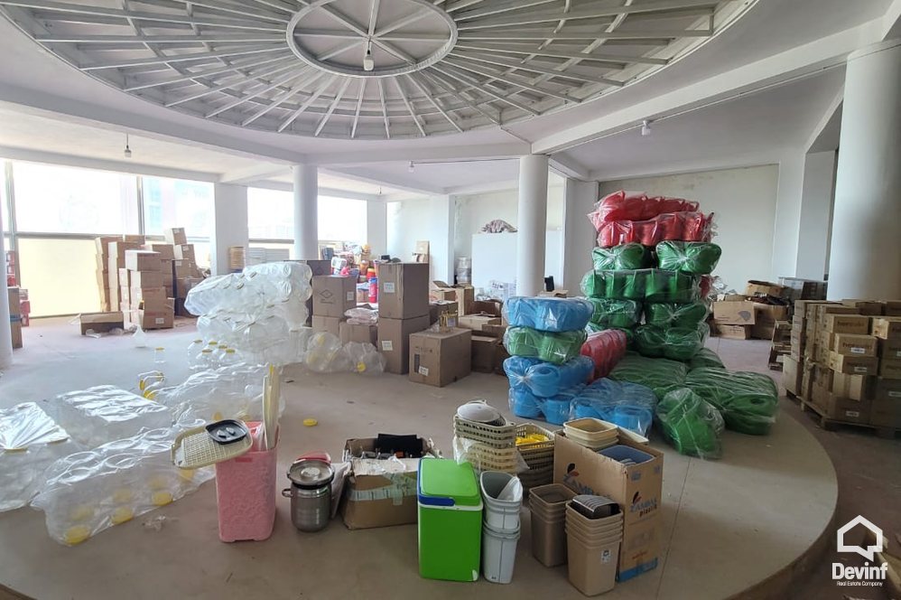 Tirane Qera Magazine Magazine/Showroom ne Autostraden Tirane-Durres magazine show room ekspozite