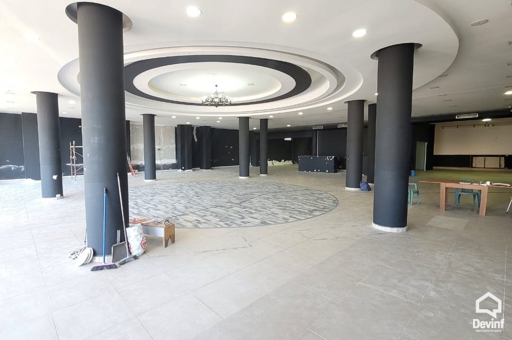 Tirane Qera Magazine Objekt magazine/ekspozite ne autostraden Tirane-Durres magazine prodhim show room ekspozite