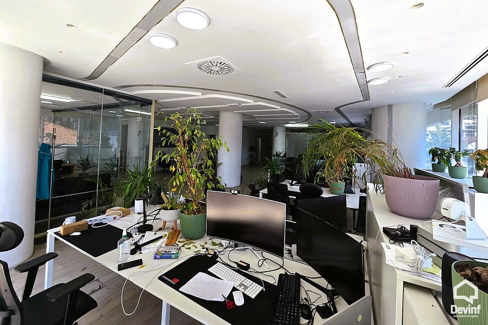 Tirane For Rent Office Office for rent in the center of Tirana Office Shop Office zyre avokati Shop spa
