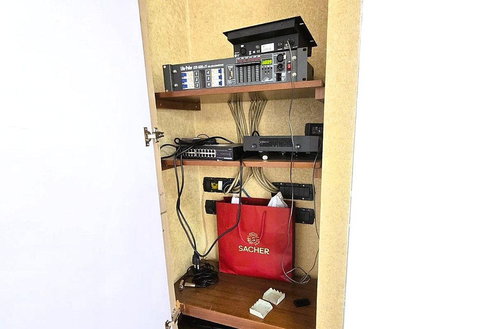 Tirane For Rent Office Office for rent in the center of Tirana Office Shop Office zyre avokati Shop spa