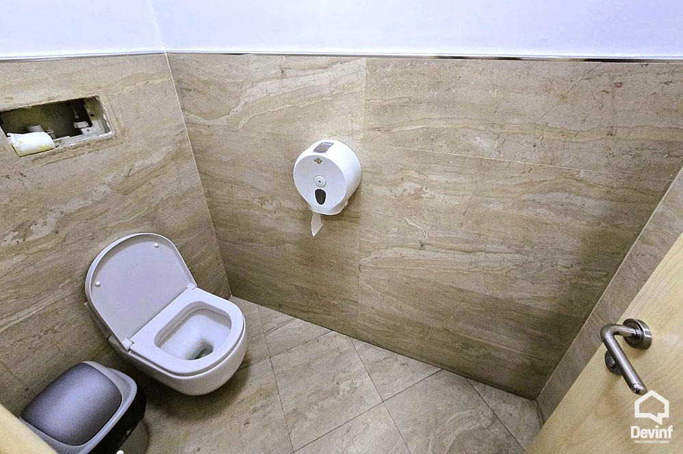 Tirane For Rent Office Office for rent in the center of Tirana Office Shop Office zyre avokati Shop spa