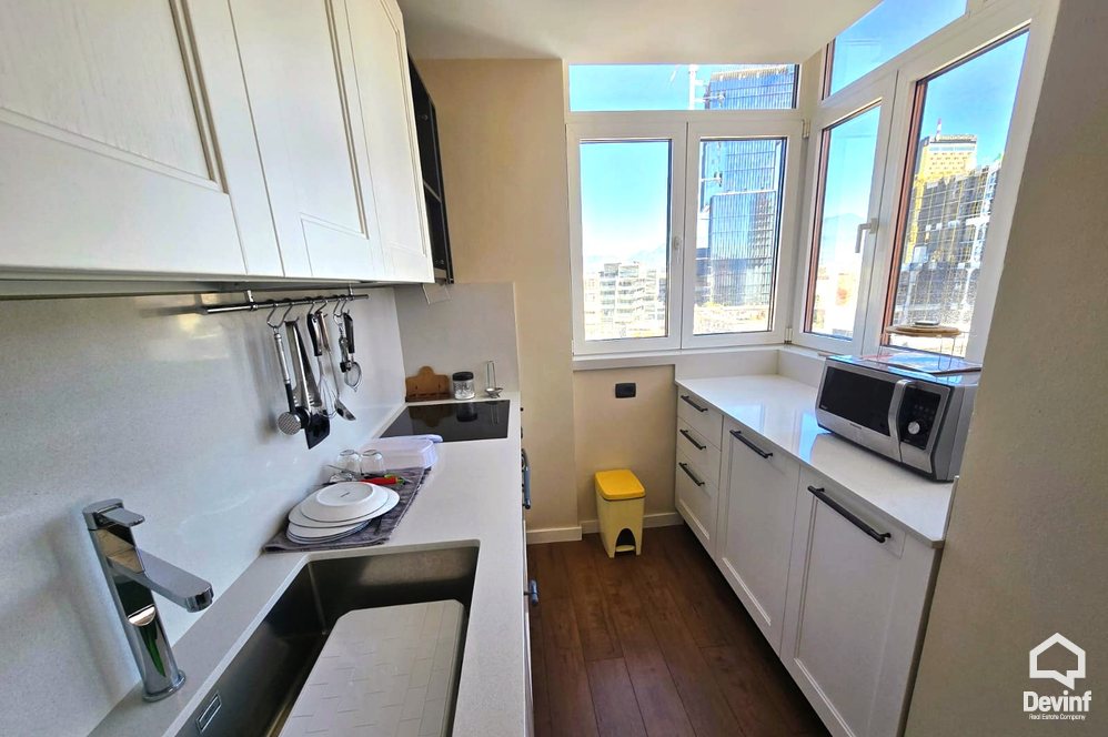 Tirane Qera Apartament 3+1 Apartament ne Rr. Myslym Shyri apartament