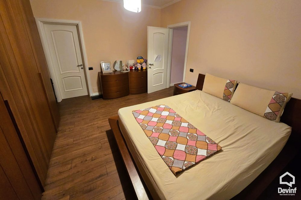 Tirane Qera Apartament 3+1 Apartament ne Rr. Myslym Shyri apartament