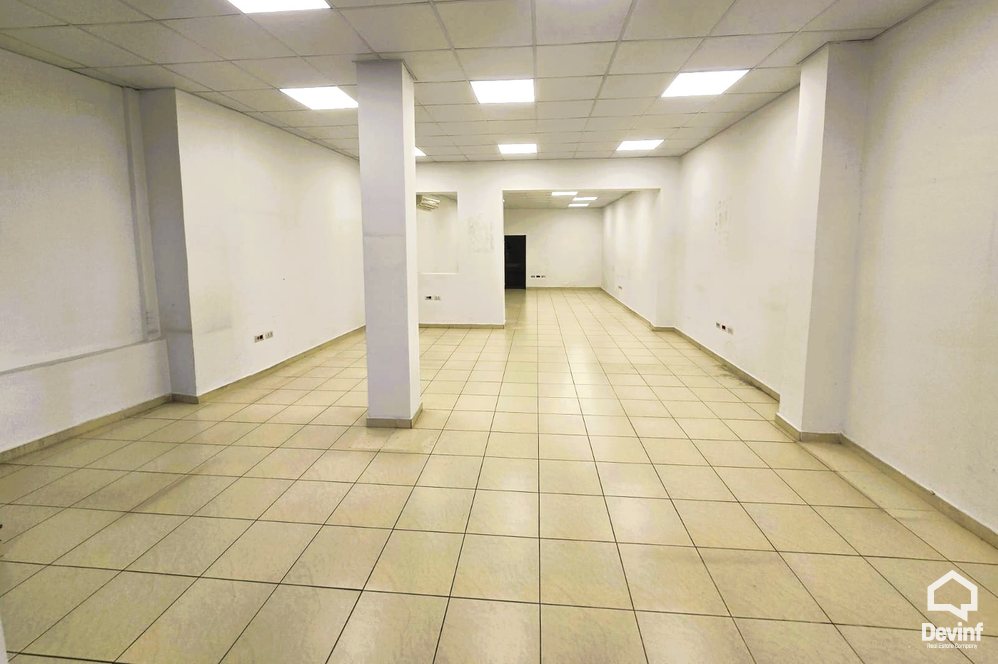 Tirane For Rent Multifunctional Building Commercial building located in Str. Myslym Shyri Office klinike dentare qender estetike Multifunctional Building klinike