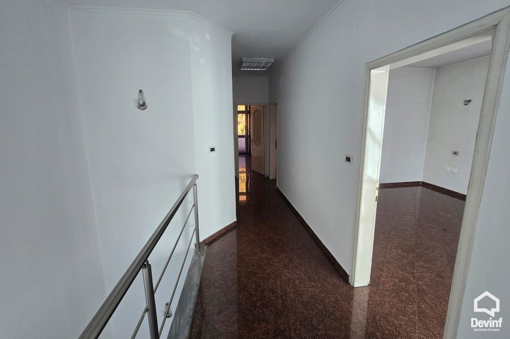 Tirane For Rent Multifunctional Building Commercial building located in Str. Myslym Shyri Office klinike dentare qender estetike Multifunctional Building klinike