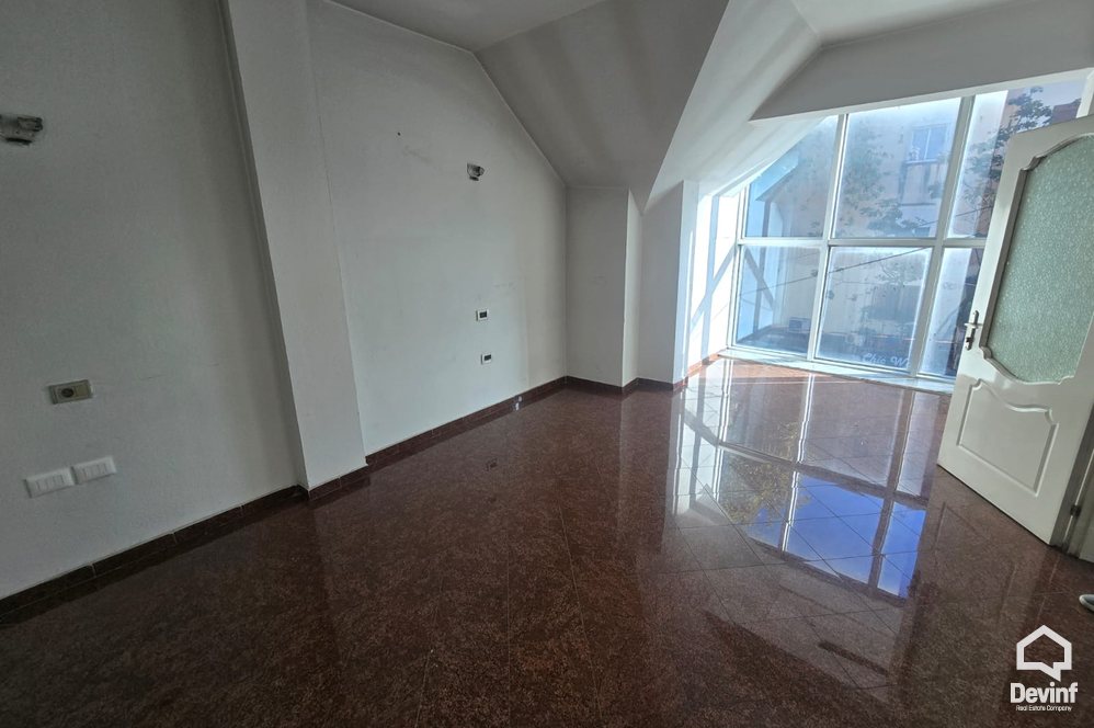 Tirane For Rent Multifunctional Building Commercial building located in Str. Myslym Shyri Office klinike dentare qender estetike Multifunctional Building klinike