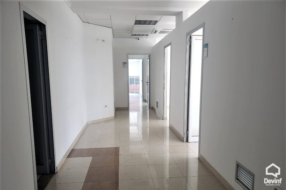 Tirane Qera Ndertese Multifunksionale Zyra me qira ne Rr. Bardhyl zyre qender biznesi klinike dentare