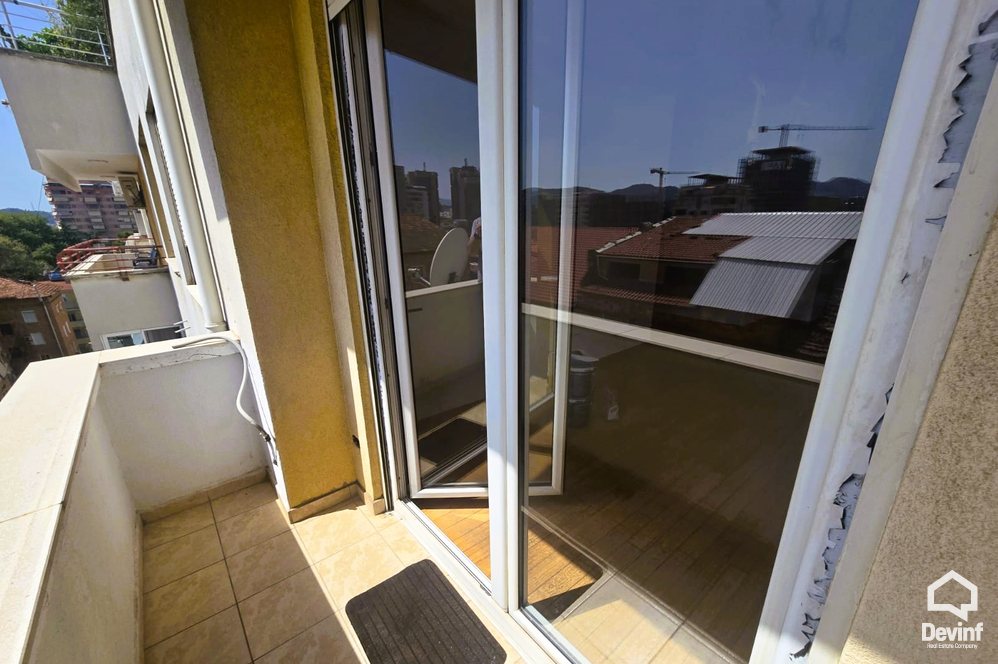 Tirane Qera Apartament 3+1 Apartament prane qendres Taivan apartament zyre