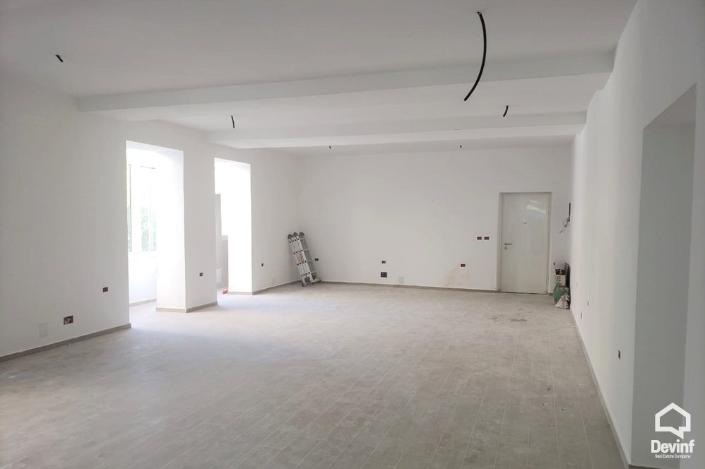 Tirane Qera Zyre  Kjo zyre ndodhet tek Stadiumi Selman Stermasi zyre klinike dentare qender estetike