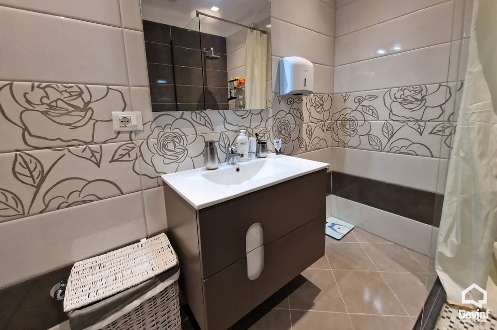 Tirane Qera Apartament 1+1 Rruga Themistokli Germenji, pallati Ambasador 1 prane Radio Televizionit Shqiptar apartament