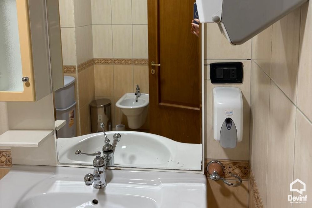 Tirane For Rent Office Office in Blloku area Office Noter zyre avokati