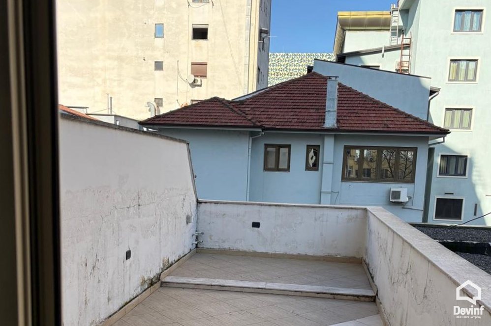 Tirane For Rent Office Office in Blloku area Office Noter zyre avokati
