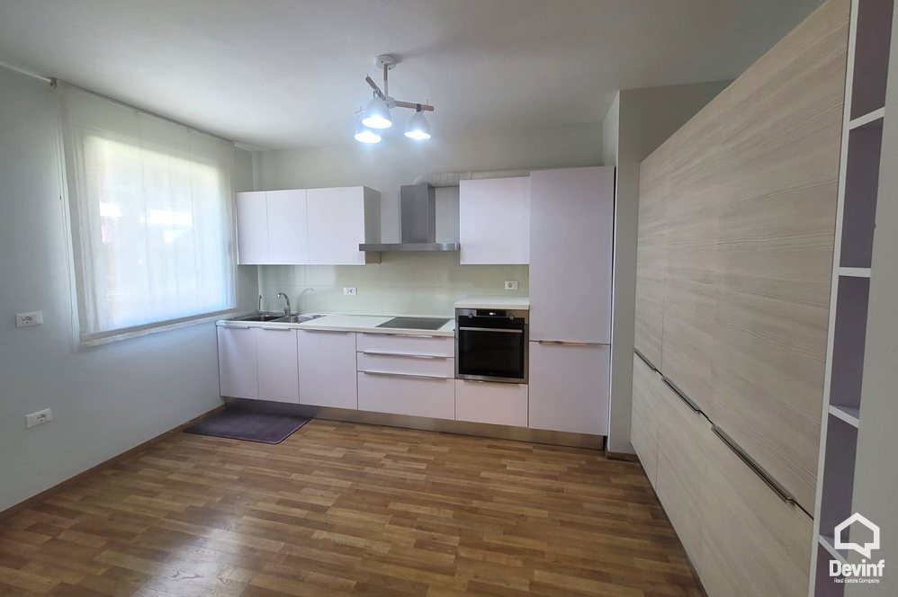 Tirane Qera Apartament 3+1+A Apartament ne Rr. Sami Frasheri apartament kompleks rezidencial