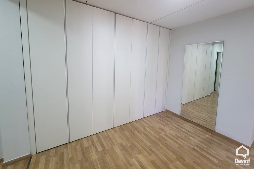 Tirane Qera Apartament 3+1+A Apartament ne Rr. Sami Frasheri apartament kompleks rezidencial