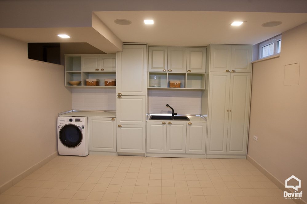 Tirane Qera Vile 4+1+G Vile ne zonen rezidenciale prane TEG kompleks rezidencial vile