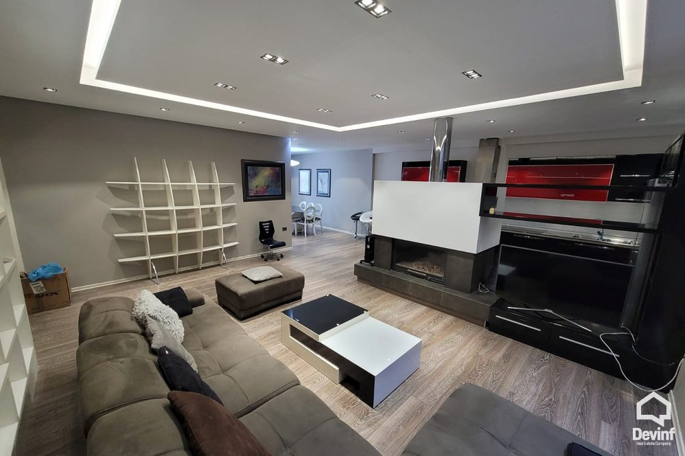 Tirane Qera Apartament 3+1+A Apartament ne qender te Tiranes apartament