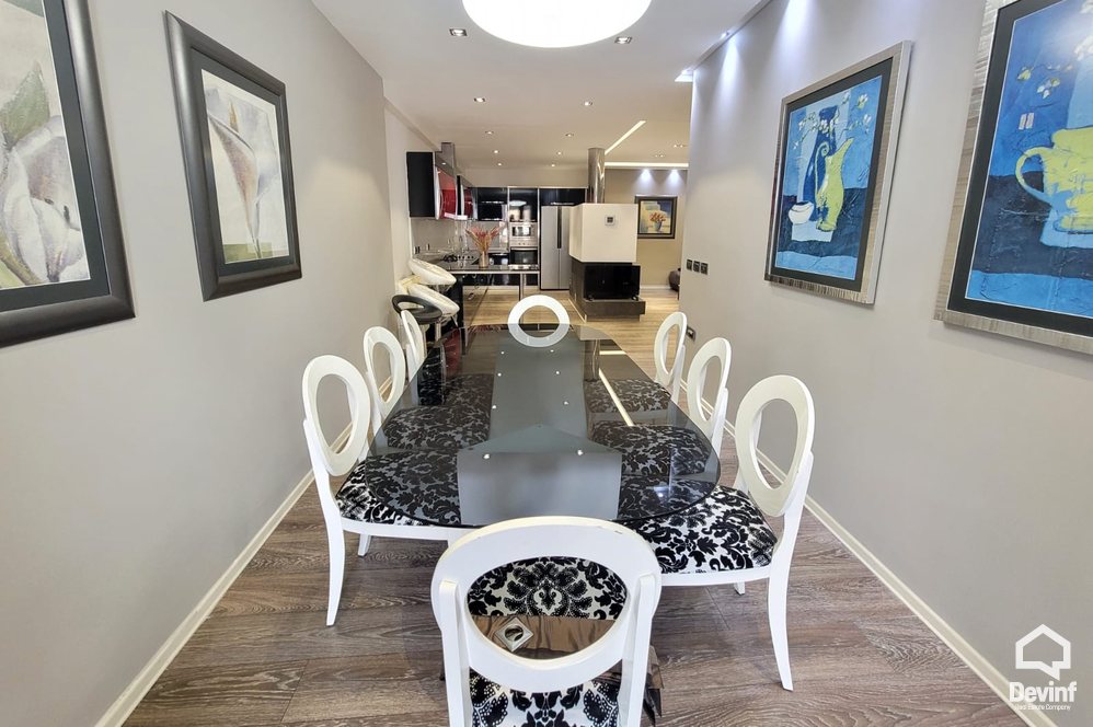 Tirane Qera Apartament 3+1+A Apartament ne qender te Tiranes apartament