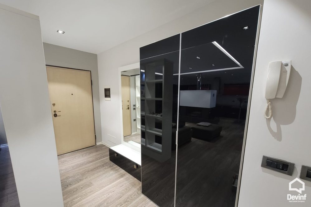 Tirane Qera Apartament 3+1+A Apartament ne qender te Tiranes apartament