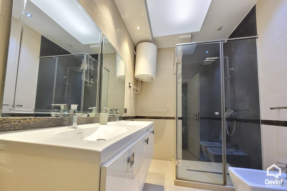 Tirane Qera Apartament 3+1+A Apartament ne qender te Tiranes apartament
