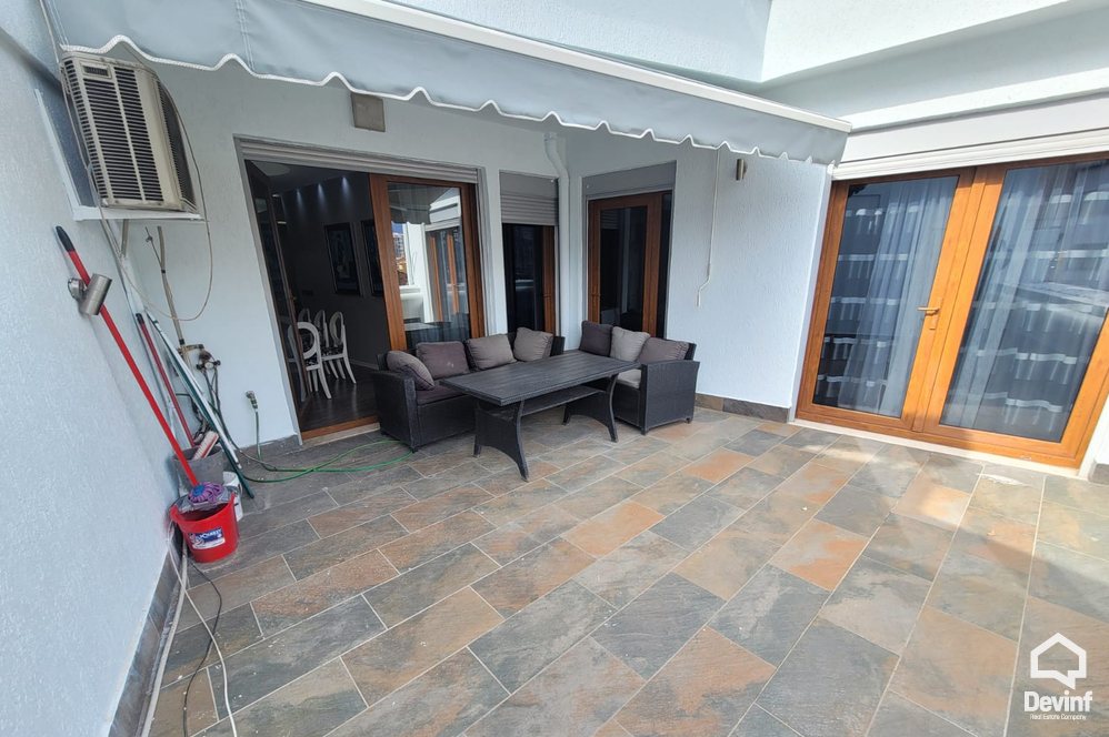 Tirane Qera Apartament 3+1+A Apartament ne qender te Tiranes apartament