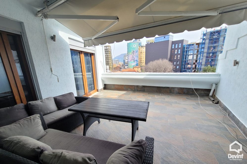 Tirane Qera Apartament 3+1+A Apartament ne qender te Tiranes apartament