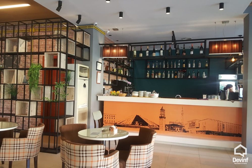 Tirane Qera Bar-Restorant Bar-Kafe ne Bulevardin Bajram Curri dyqan bar kafe