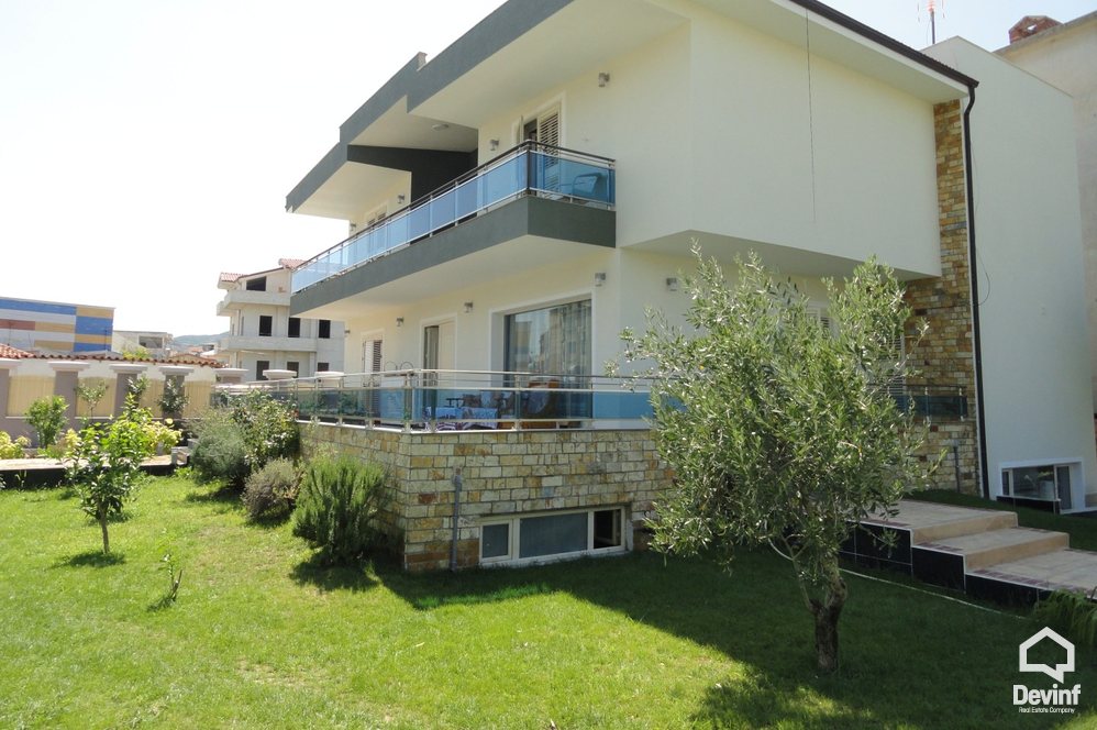 Tirane For Rent Villa Me shume se 4 dhoma Villa in Sauk area