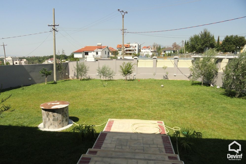 Tirane For Rent Villa Me shume se 4 dhoma Villa in Sauk area