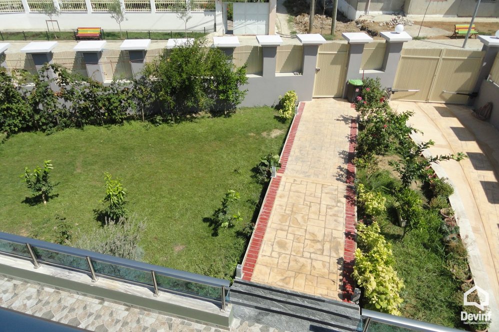 Tirane For Rent Villa Me shume se 4 dhoma Villa in Sauk area