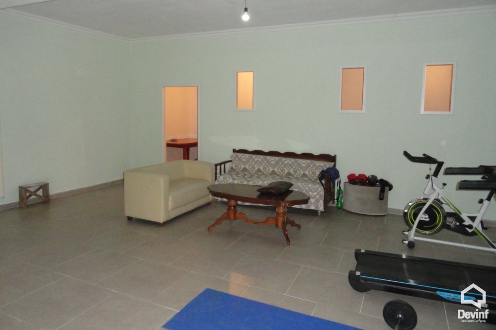 Tirane For Rent Villa Me shume se 4 dhoma Villa in Sauk area