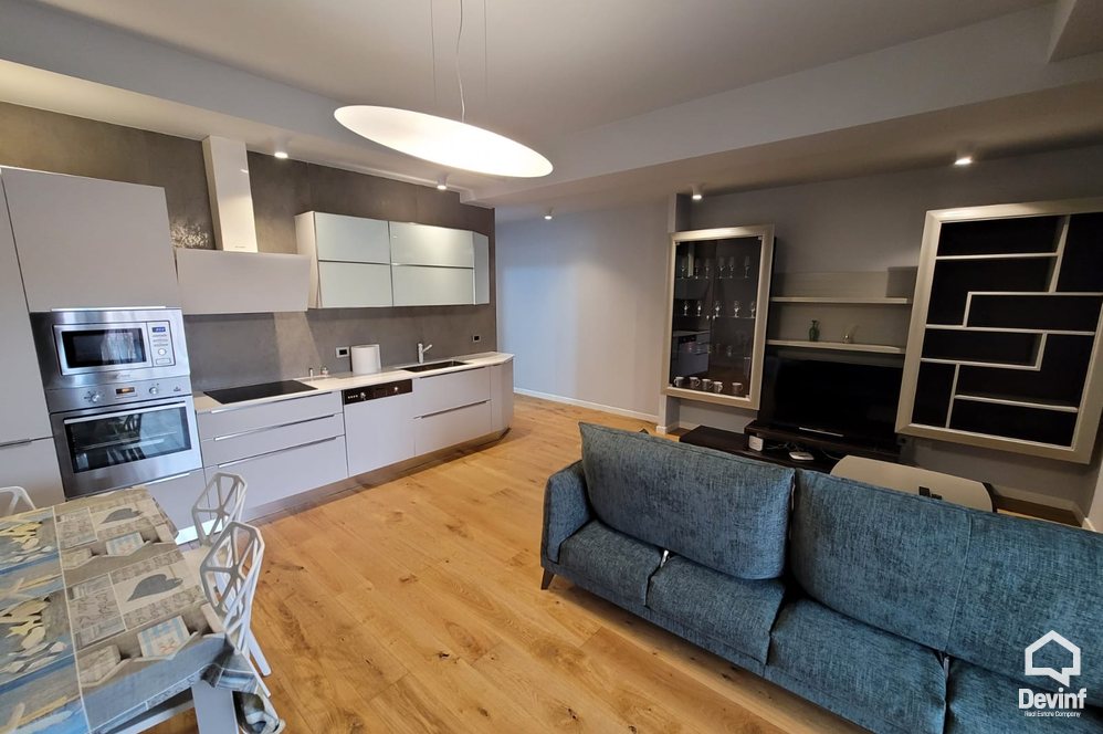 Tirane Qera Apartament 1+1 Apartament ne zonen e Bllokut apartament