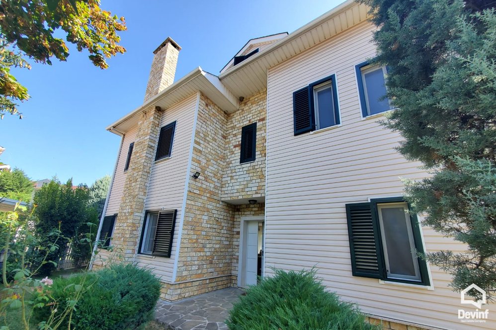 Tirane Qera Vile 4+1 Vile ne kompleks vilash ne zonen e TEG vile kompleks rezidencial