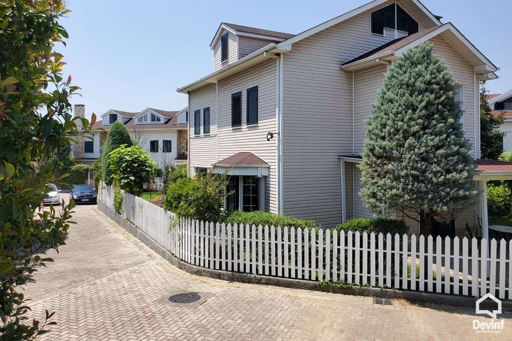 Tirane Qera Vile 4+1 Vile ne kompleks vilash ne zonen e TEG vile kompleks rezidencial