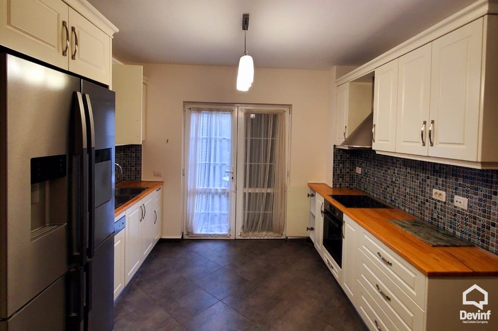 Tirane Qera Vile 4+1 Vile ne kompleks vilash ne zonen e TEG vile kompleks rezidencial