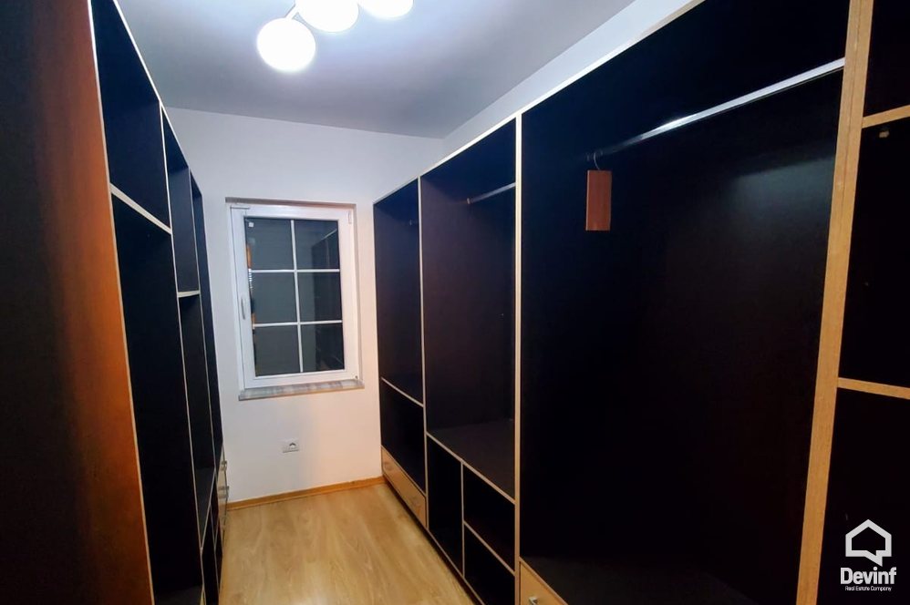 Tirane Qera Vile 4+1 Vile ne kompleks vilash ne zonen e TEG vile kompleks rezidencial