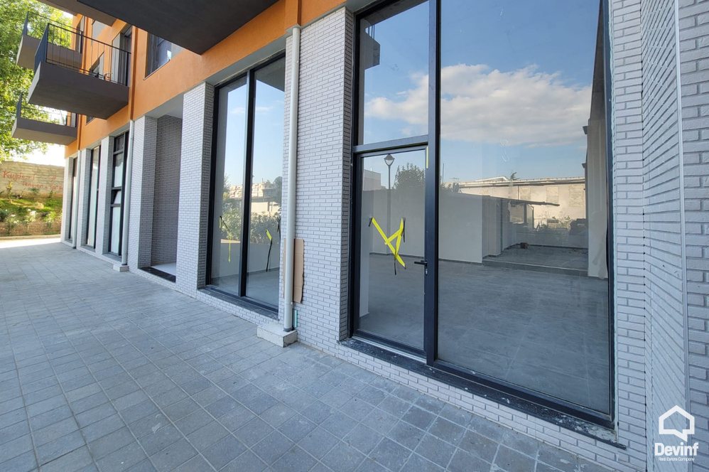 Tirane For Rent Shop Shop located in the northern part of the city Office qender estetike Shop