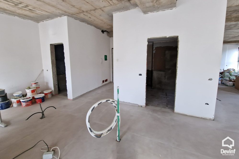 Tirane For Sale Apartment 4+1 Myslym Shyri street Apartment Residence Office klinike dentare qender estetike studio ligjore spa