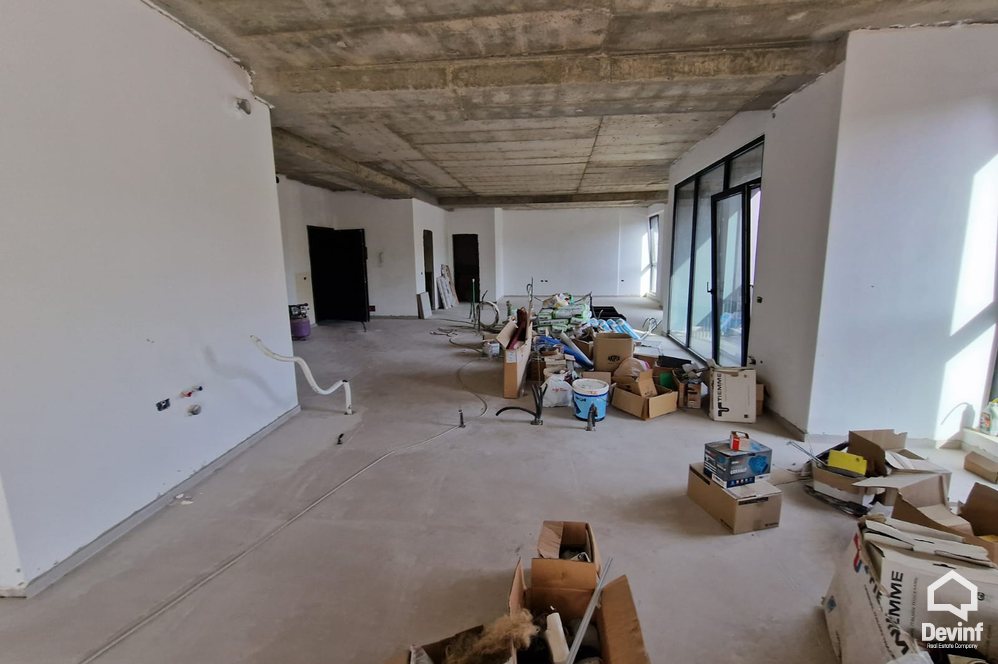 Tirane For Sale Apartment 4+1 Myslym Shyri street Apartment Residence Office klinike dentare qender estetike studio ligjore spa