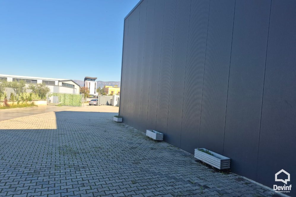 Tirane For Rent Warehouse Warehouse/production on the Tirana-Vore Highway Warehouse Fabrication