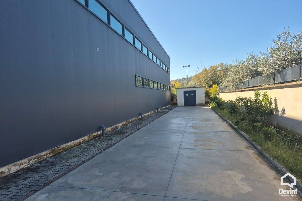 Tirane For Rent Warehouse Warehouse/production on the Tirana-Vore Highway Warehouse Fabrication