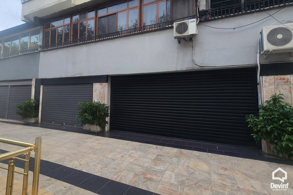 Tirane For Sale Shop  Shop at the entrance of Tirana klinike spitalore qender estetike Shop restorant Warehouse pasticeri show room palester
