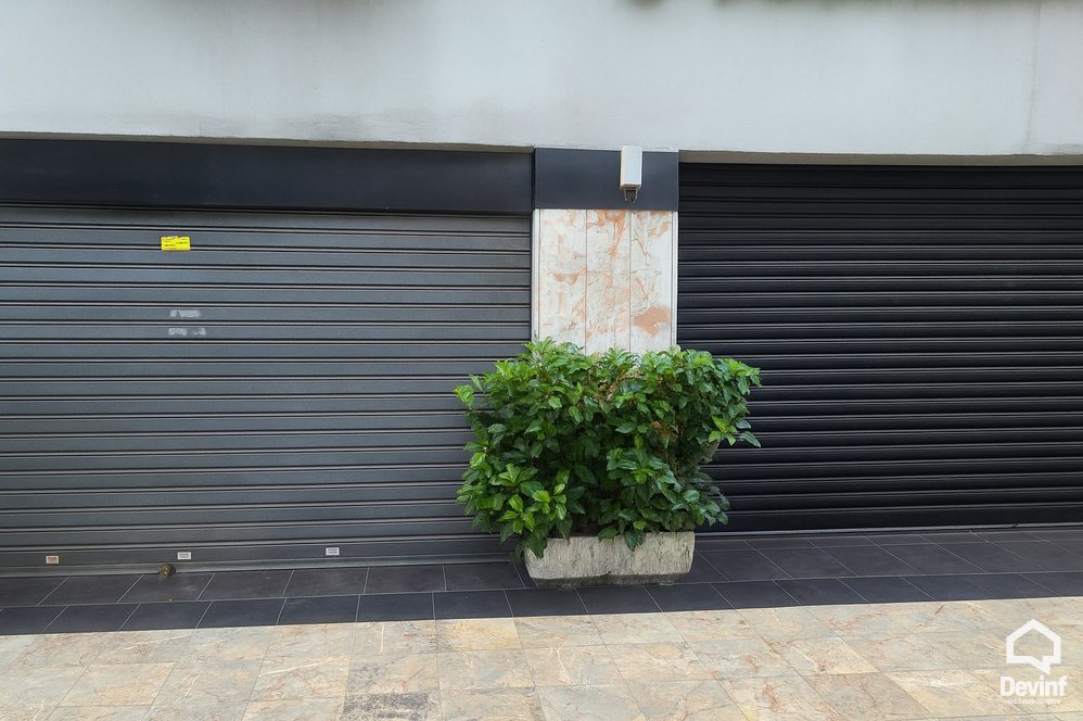 Tirane For Sale Shop  Shop at the entrance of Tirana klinike spitalore qender estetike Shop restorant Warehouse pasticeri show room palester