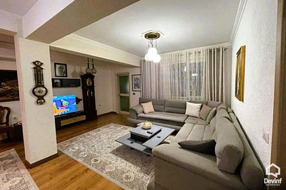 Tirane For Sale Houses 2+1 Private house near Bajram Curri School Apartment shtepi Truall
