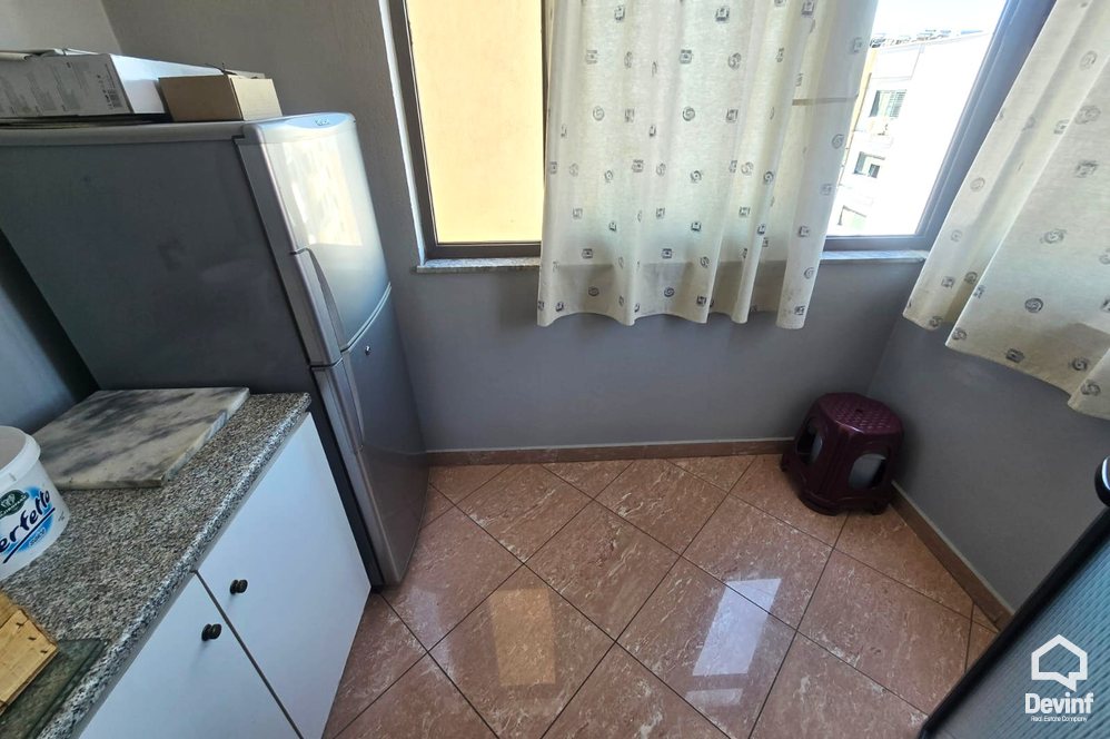 Tirane Qera Apartament 3+1 Apartament me qira ne Rr. Myslym Shyri apartament