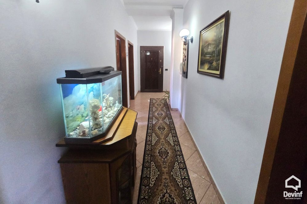 Tirane Qera Apartament 3+1 Apartament me qira ne Rr. Myslym Shyri apartament