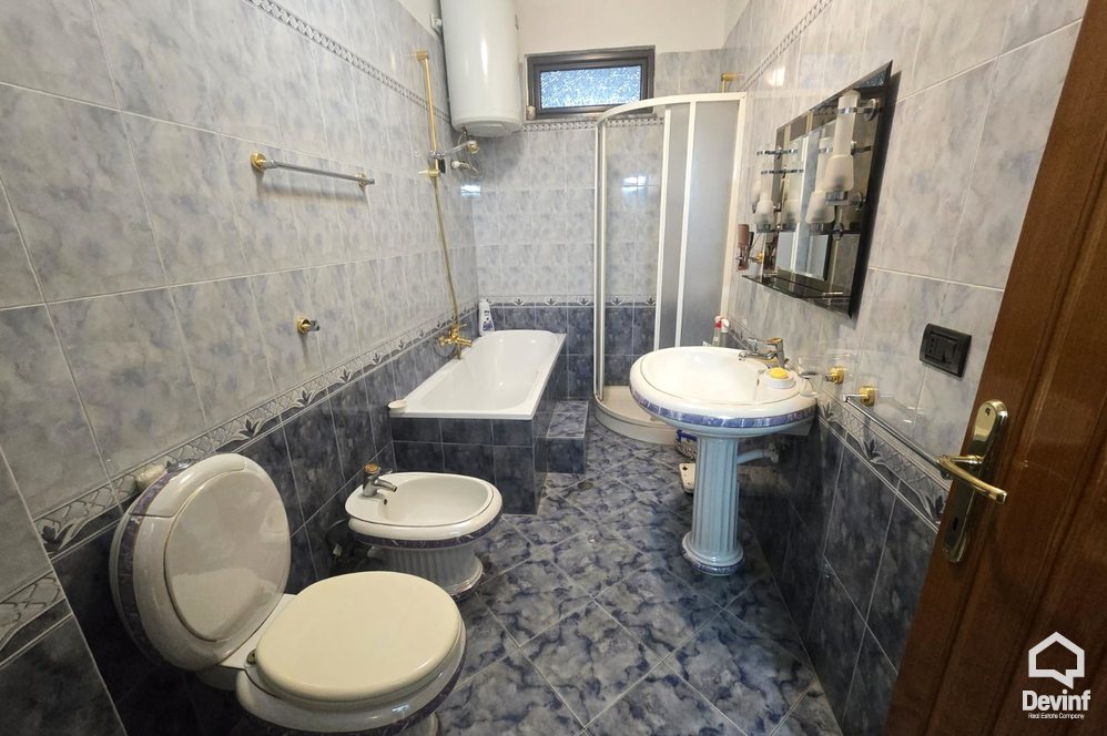 Tirane Qera Apartament 3+1 Apartament me qira ne Rr. Myslym Shyri apartament