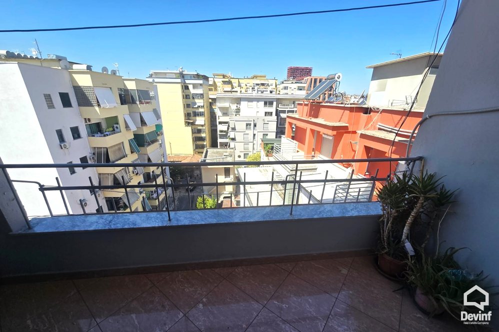 Tirane Qera Apartament 3+1 Apartament me qira ne Rr. Myslym Shyri apartament