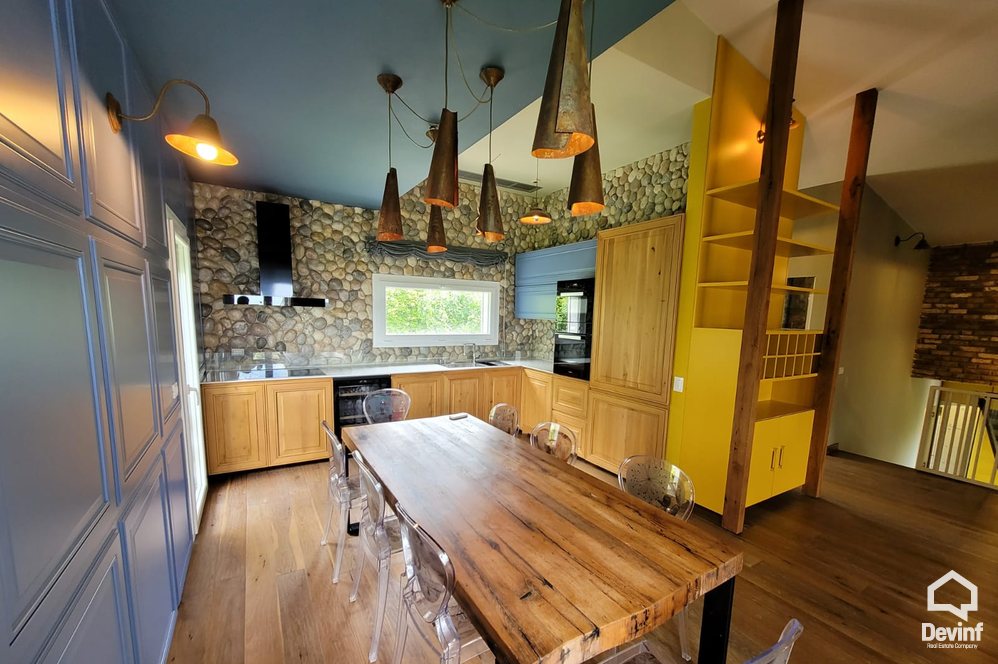 Tirane Qera Vile 4+1 Vile ne kompleks vilash ne zonen e TEG vile kompleks rezidencial