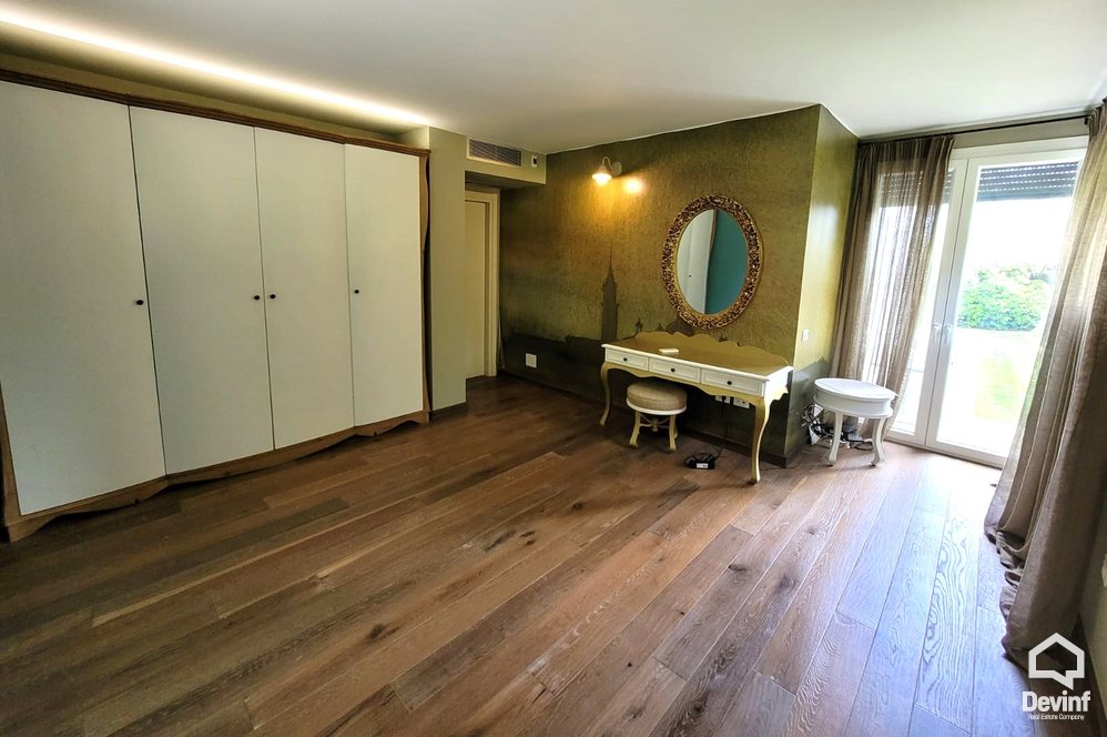 Tirane Qera Vile 4+1 Vile ne kompleks vilash ne zonen e TEG vile kompleks rezidencial